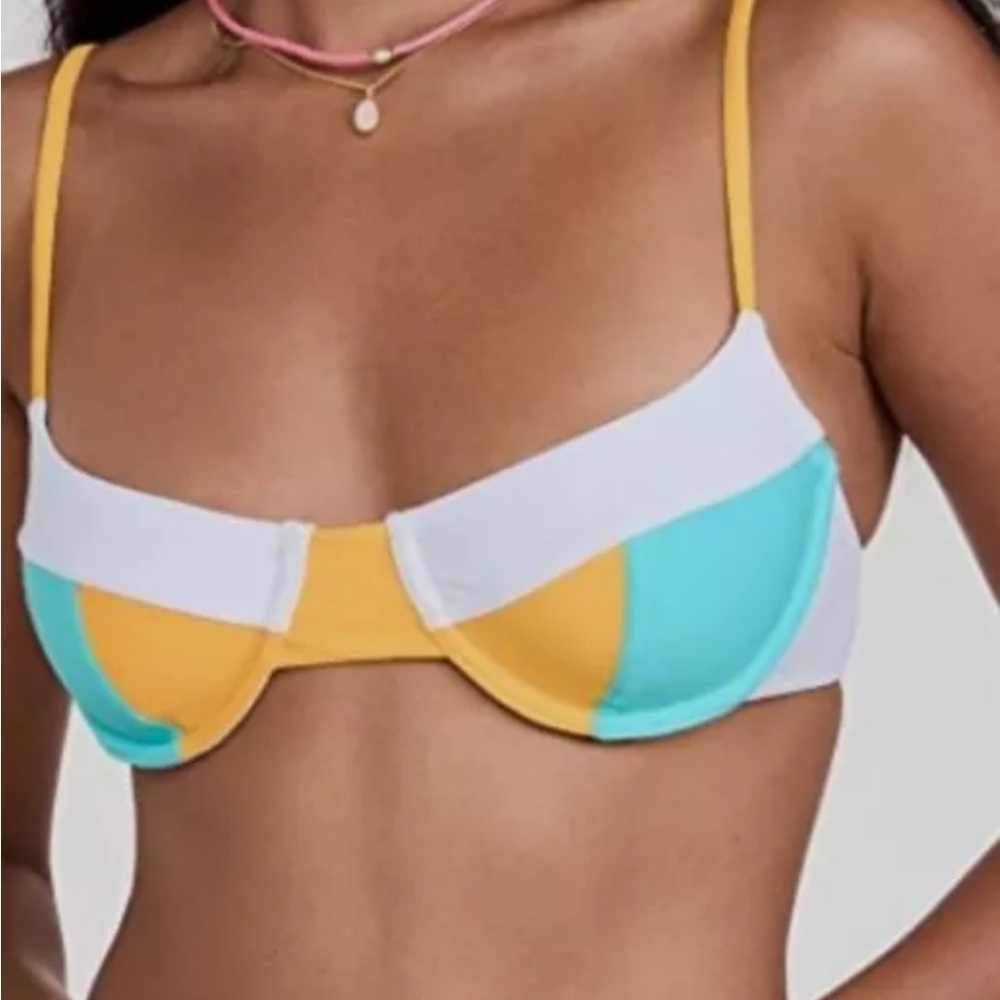 SOLID & STRIPED BIKINI SET